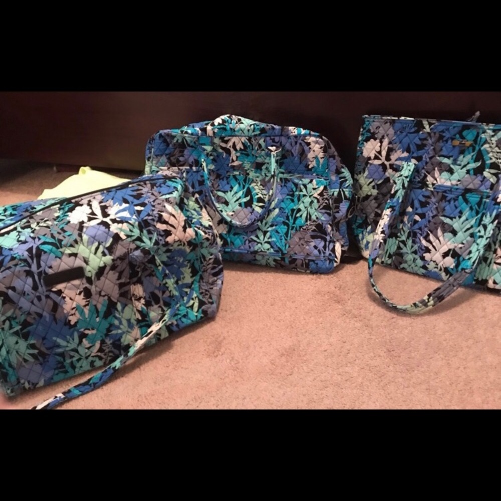 VERA 3-piece set ❗️❗️❗️ - Picture 1 of 4